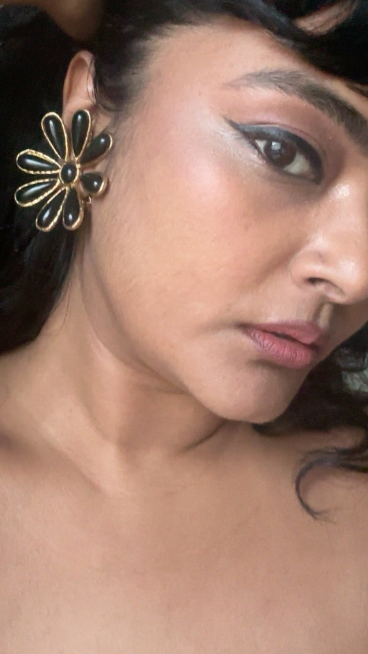 Vintage 1980s Leonard Paris Daisy Clip Ons