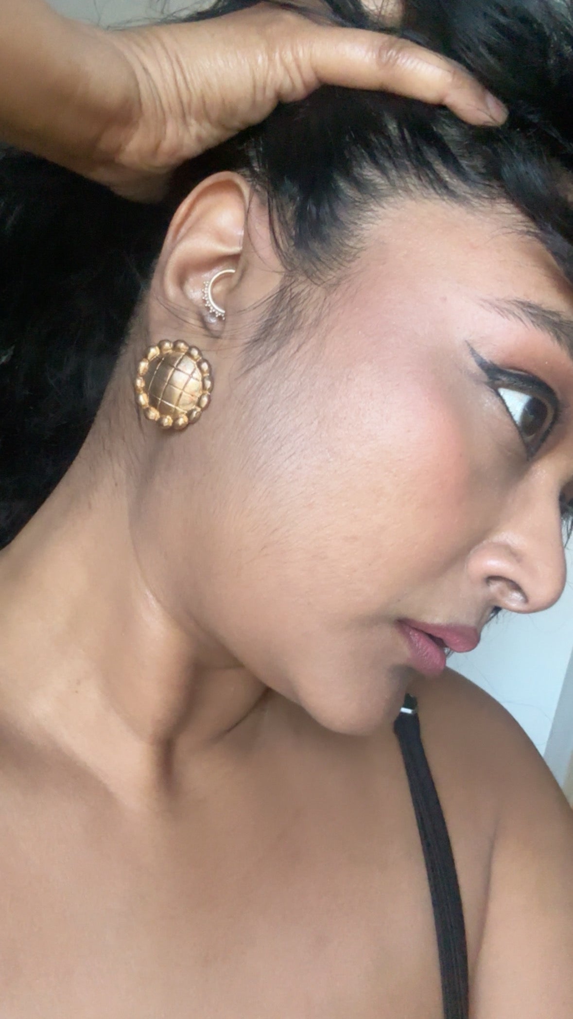 Golden Daisy I Stud Earrings